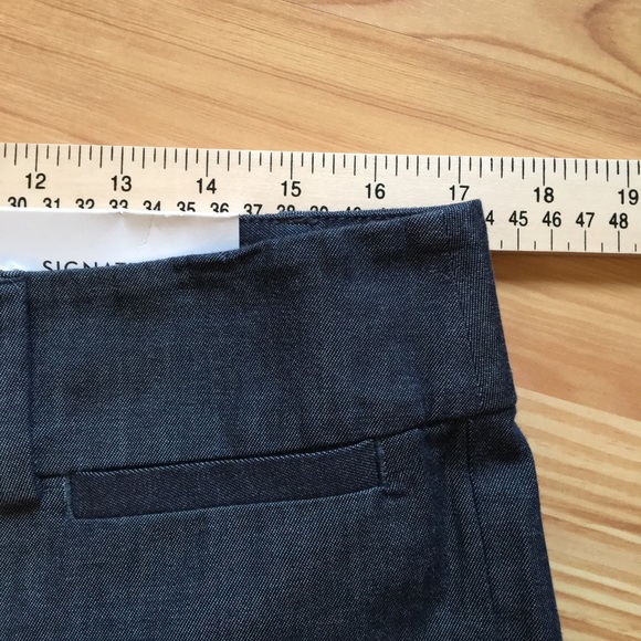 Ann Taylor Signature Crop Trouser - Picture 8 of 8